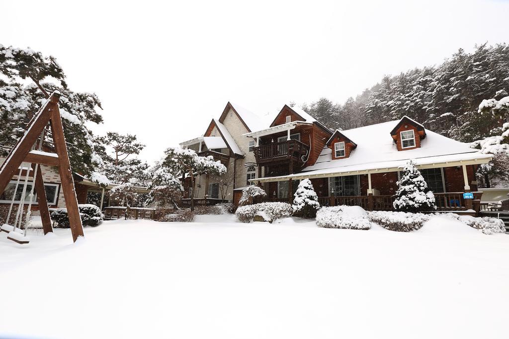 Bench House Villa พยองซาง ภายนอก รูปภาพ