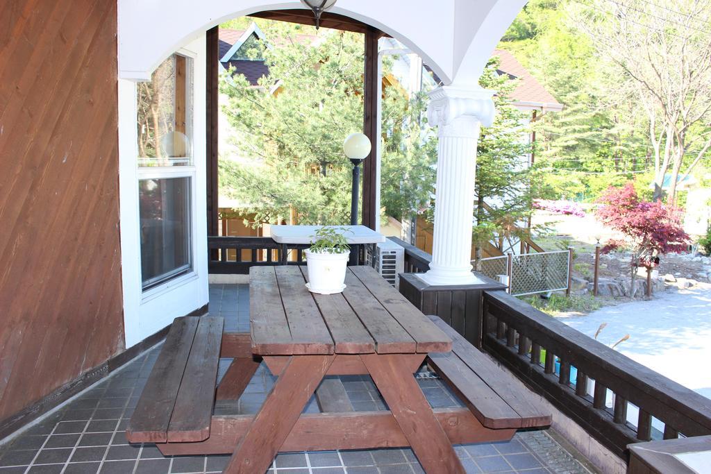 Bench House Villa พยองซาง ภายนอก รูปภาพ